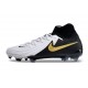 Bota Nike Phantom Luna II Elite FG Blanco Negro Mtlc Dorado Moneda